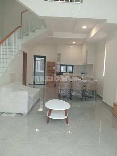 Chính chủ cần bán nhanh nhà 1 trệt 1 lửng, 1 lầu ngay VSIP2 tp mới BD