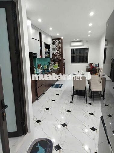 Căn hộ mini Nhà Trong ngõ 354 cách mặt đường Trường Chinh 100m
