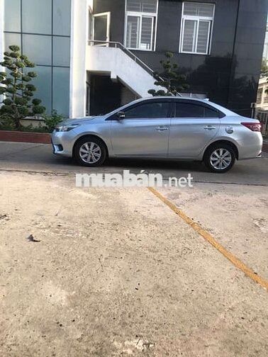 Toyota Vios 2015 Bạc 5 chỗ