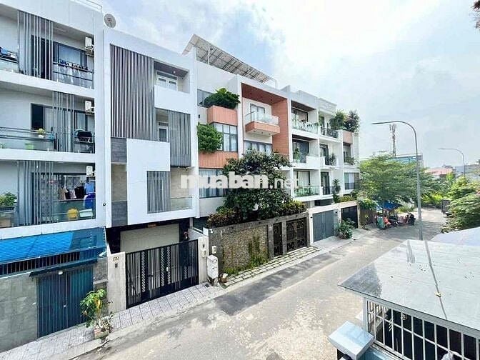Bán nhà 4tầng 2 mặt tiền hẻm xe tải