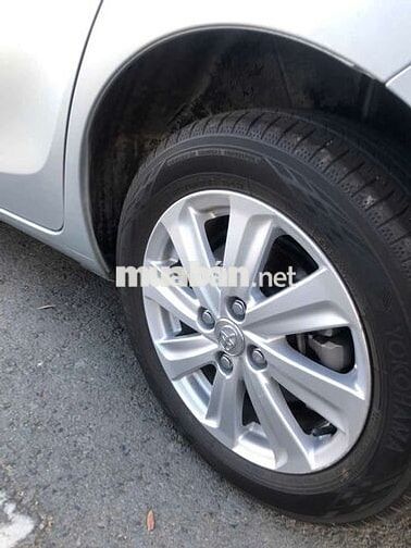Toyota Vios 2015 Bạc 5 chỗ