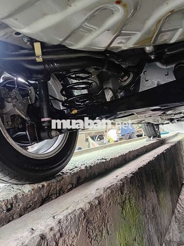 Toyota Vios 2015 Bạc 5 chỗ