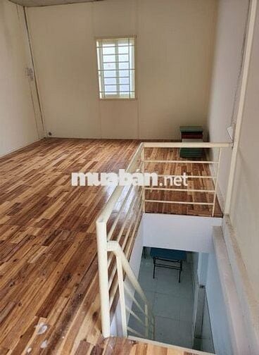 Cho thuê nhà nguyên căn hẻm 64 Nguyễn Khoái, Quận 4.