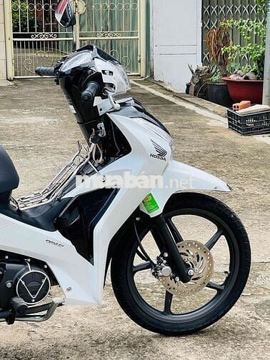 Honda Future 2025 Trắng Đen 4.700km