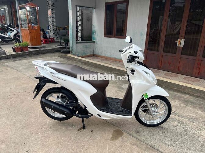 Honda Vision 2021 Smartkey Trắng bán trả góp