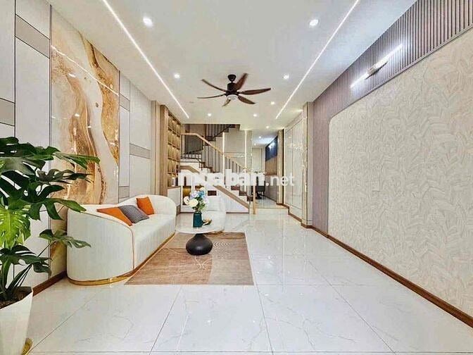CHO THUÊ NHÀ NGUYÊN CĂN FULL NỘI THẤT MẶT TIỀN ĐƯỜNG SỐ 4 P16