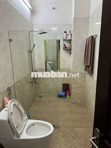 Nhà Hẻm Xe Hơi Vô Nhà 5x20 2Lầu 3pn 2wc 