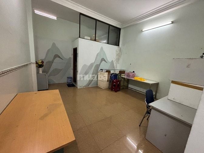 Cho thuê văn phòng đại diện tại 95 Ca Văn Thỉnh, P.11, Q.Tân Bình