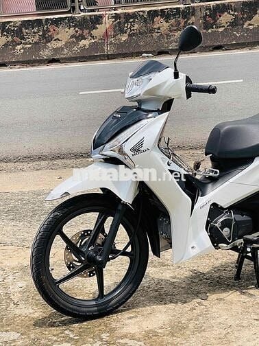 Honda Future 2025 Trắng Đen 4.700km