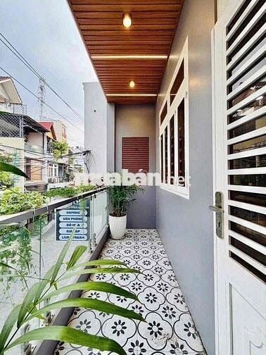 CHO THUÊ NHÀ NGUYÊN CĂN FULL NỘI THẤT MẶT TIỀN ĐƯỜNG SỐ 4 P16