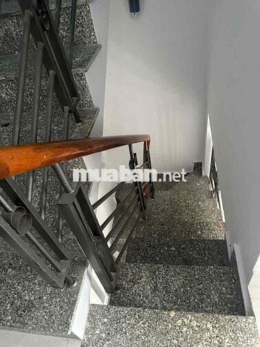 Trệt 2 lầu 3,2*10; 4pn đg xe tải đi Gò vấp gần Rẻ chốt lẹ