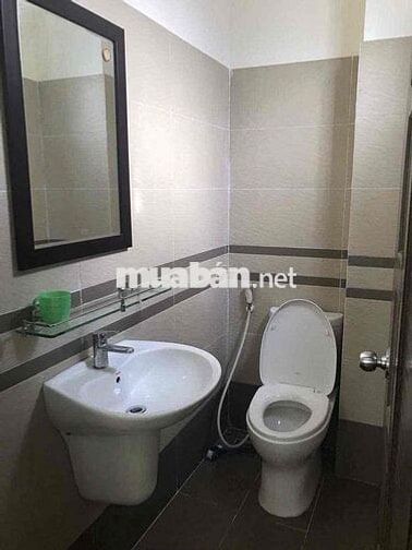 Nguyên căn đẹp 2pn 3wc hẻm XVNT, P21, gần Cầu Thị Nghè