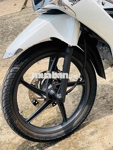 Honda Future 2025 Trắng Đen 4.700km