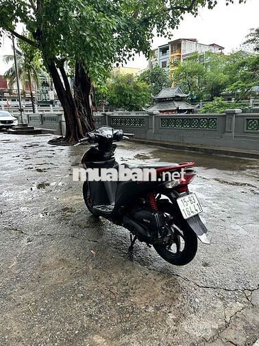 Honda Vision 2018 Đen Sần máy zin chính chủ