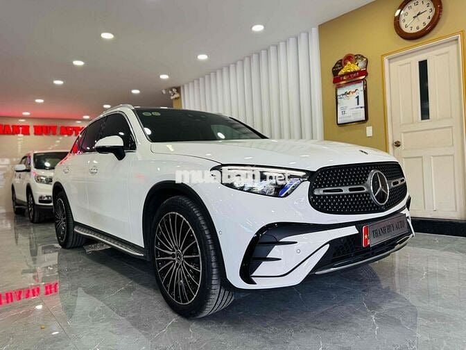 ♥️GLC 300 MODEL 2025 10.000KM ❤️