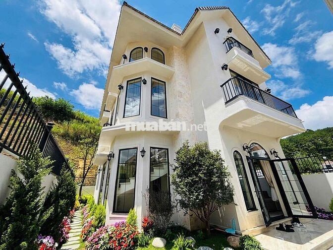 Tìm chủ nhân cho căn villa sân vườn đường an sơn phường 4