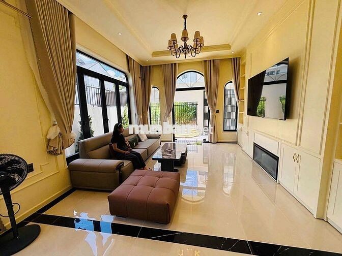 Tìm chủ nhân cho căn villa sân vườn đường an sơn phường 4