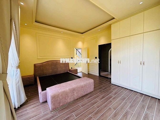Tìm chủ nhân cho căn villa sân vườn đường an sơn phường 4