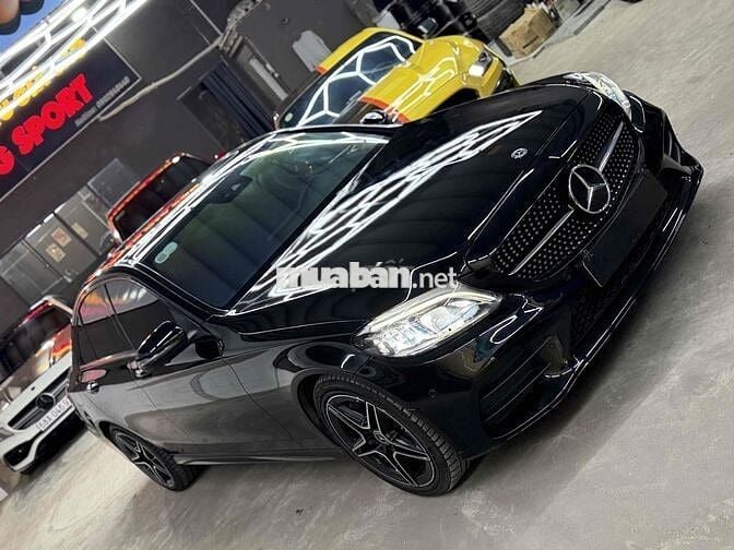 Mercedes-Benz C300 AMG 2020 Đen 74086 km