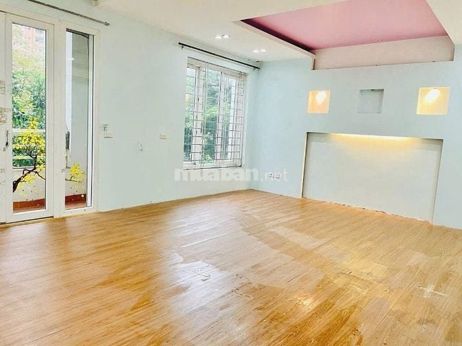 Cho thuê Biệt thự Mỹ Đình 200m2 4 tầng NT cơ bản giá 40 triệu