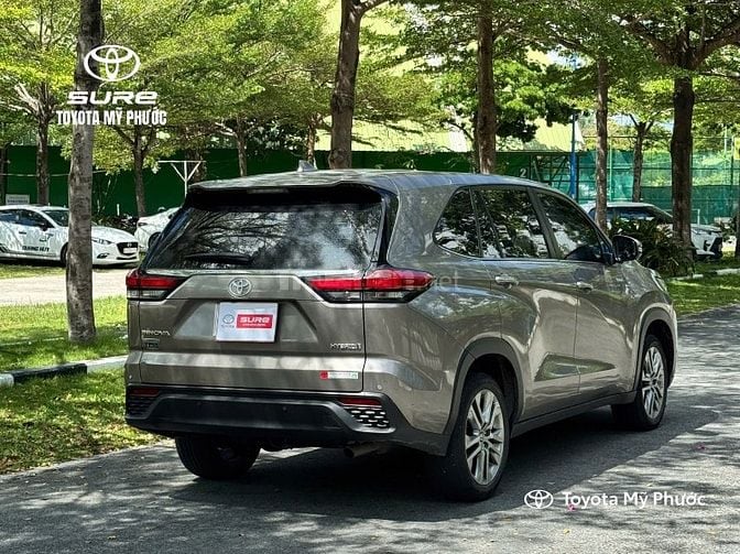 🚘 Toyota Innova cross 2.0HEV - Màu nâu sang trọng, giá ưu đãi mạnh