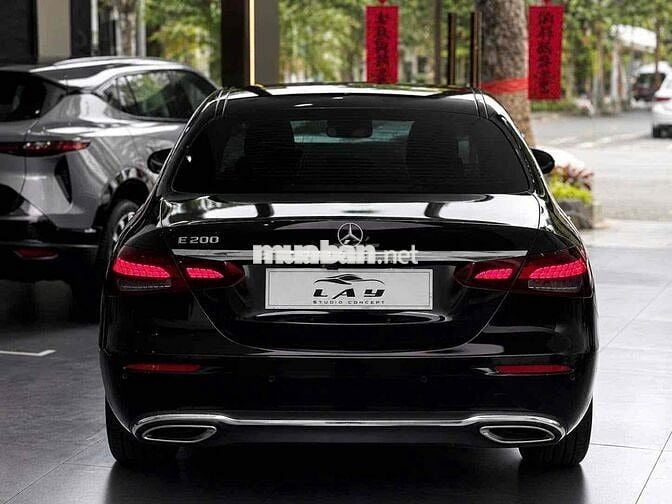 Mercedes E200 Exclusive Sx 2021 Đen/Nâu Sang Trọng