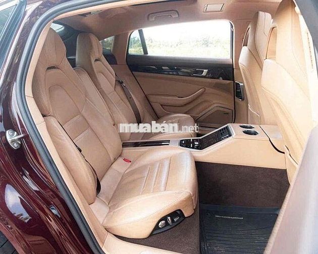 Porsche Panamera 4 Executive Model 2019 Đỏ/Be còn