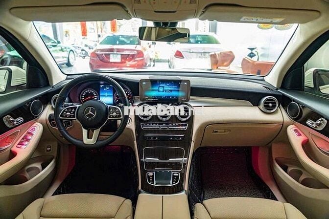 Mercedes GLC200 Sx 2022 Trắng/kem 34.000 km