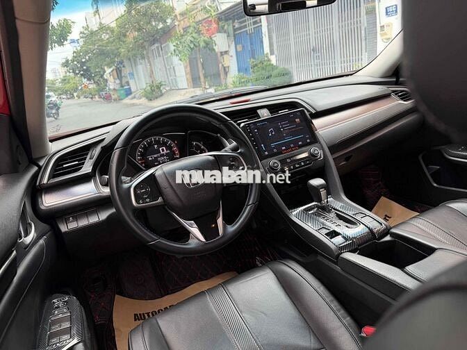 Honda Civic 1.8E 2018 50.000 km Đỏ