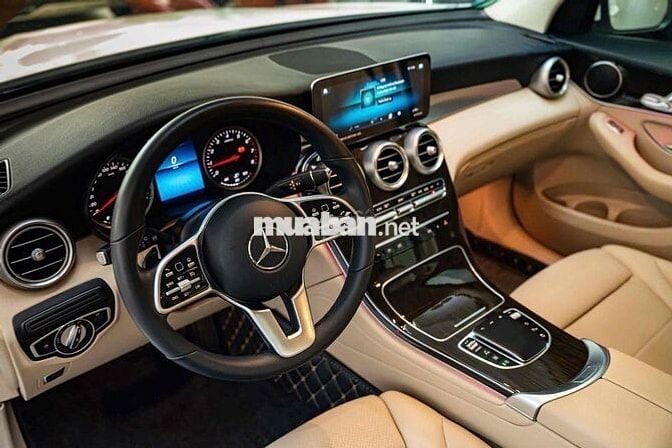 Mercedes GLC200 Sx 2022 Trắng/kem 34.000 km