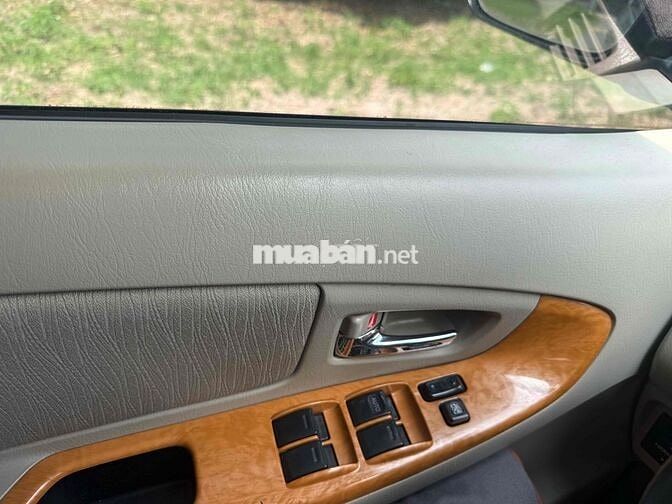 Toyota Innova G 2010 Số sàn Bạc