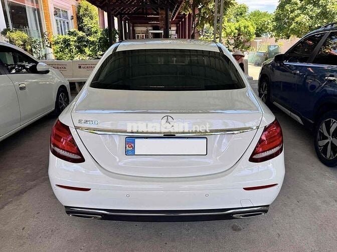 Mercedes E200 2019 Lướt 29.000km Siu Đẹp