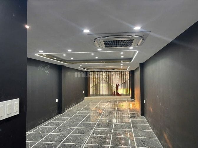 Cho thuê toà nhà mặt tiền đường số 8 có thang máy+tầng hầm 5 lầu 47tr
