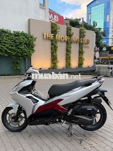 Honda Airblade 125 4Val 2024 Xám Bạc 10.000 Km