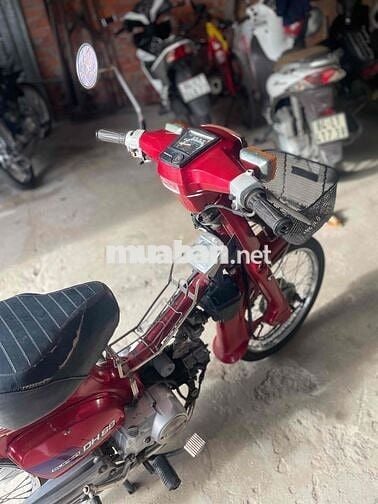 Honda Super DH 88 Đỏ Cổ điển