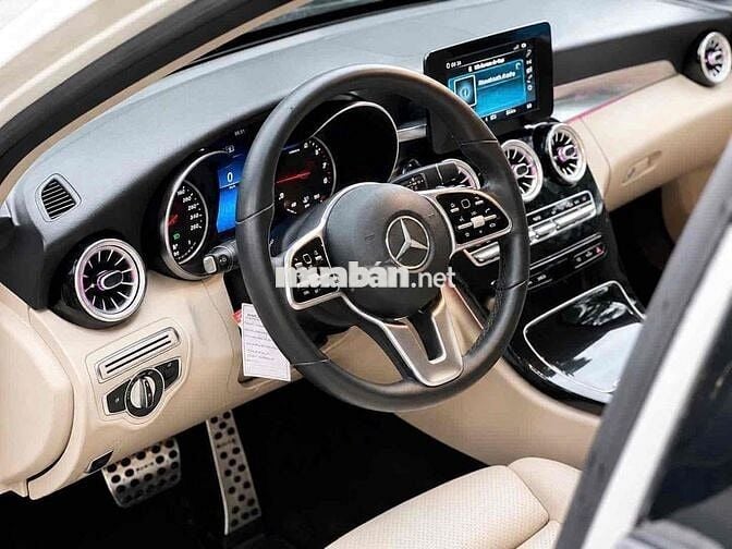 Mercedes C180 sản xuất 2020 Trắng/Kem 69.000 km