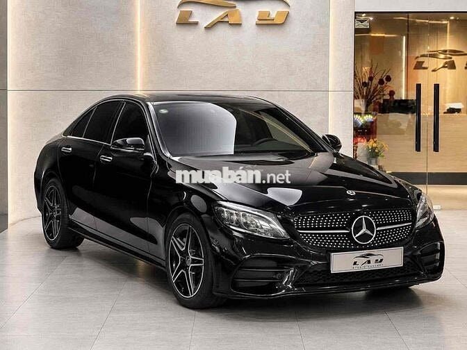 Mercedes C300 AMG Facelift 2019 Đen/Nâu - 6v6 km