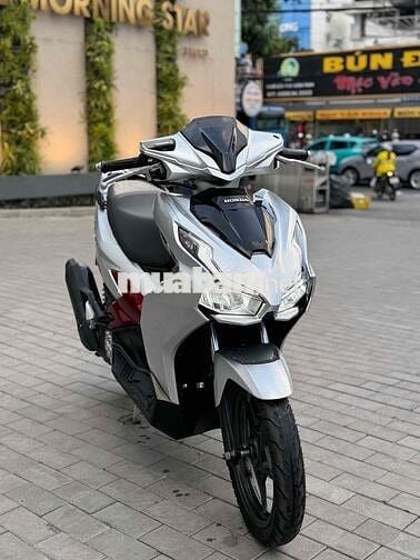 Honda Airblade 125 4Val 2024 Xám Bạc 10.000 Km