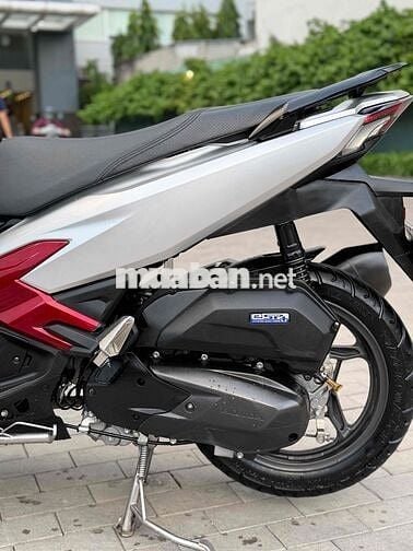 Honda Airblade 125 4Val 2024 Xám Bạc 10.000 Km