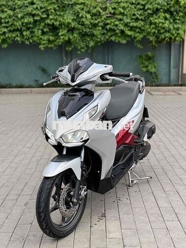 Honda Airblade 125 4Val 2024 Xám Bạc 10.000 Km