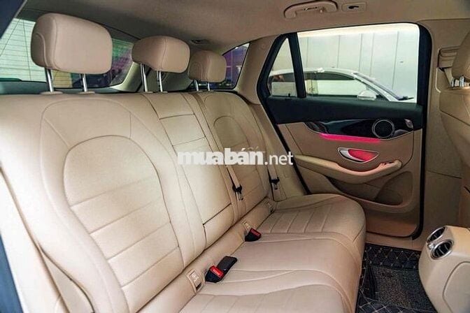 Mercedes GLC200 Sx 2022 Trắng/kem 34.000 km