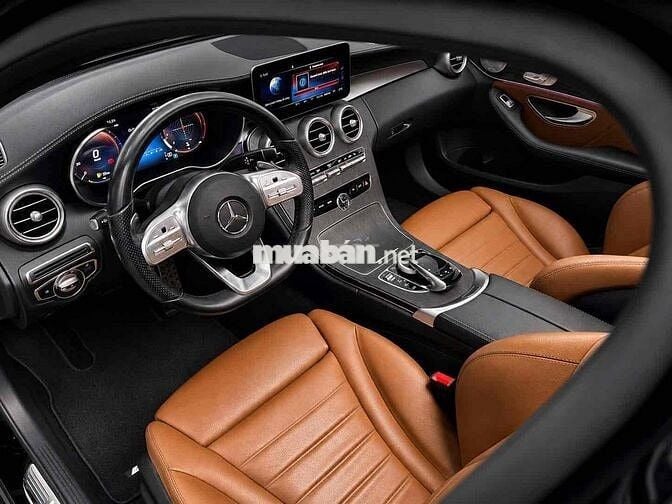 Mercedes C300 AMG Facelift 2019 Đen/Nâu - 6v6 km