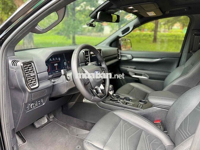 Ford Everest 2.0L Titanium 2025 Đen