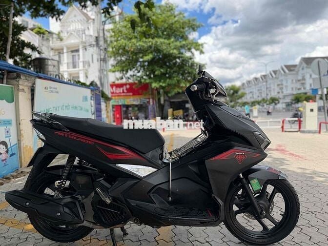 Honda AB 125 2018 màu Đen