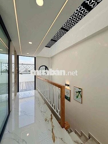 NHÀ NGUYÊN CĂN 1 TRỆT 1 LỬNG 4 LẦU GARA XE HƠI HẺM OTO FULL NỘI THẤT