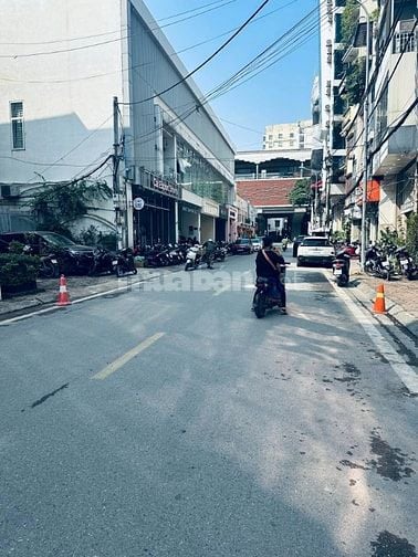 Bán nhà KBT 7,5 tầng mặt phố Thuỵ Khuê