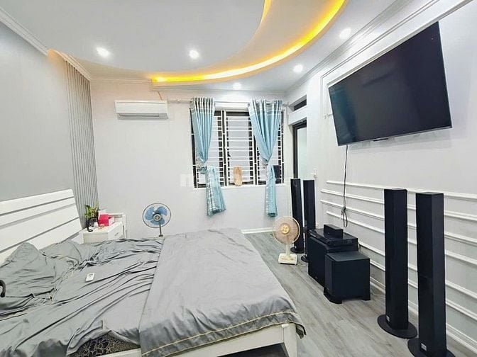 Bán gấp căn nhà 4 tầng ở Bình Thạnh