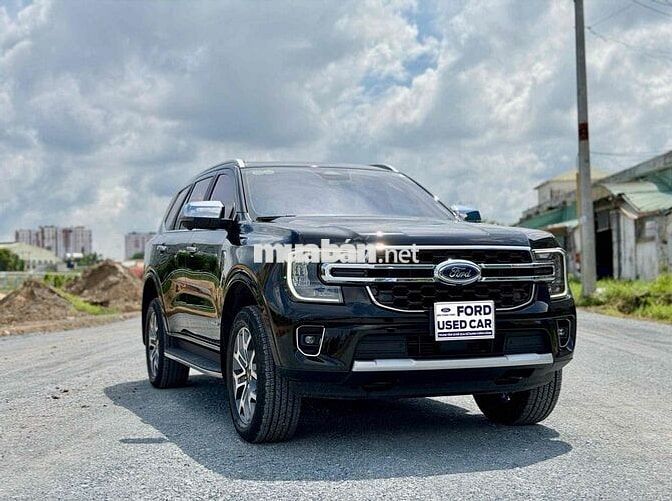 Ford Everest 2.0L Titanium 2025 Đen