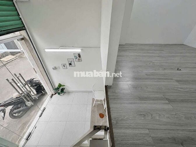 Nhà mặt tiền kinh doanh 40m2 Hẻm xe tải 