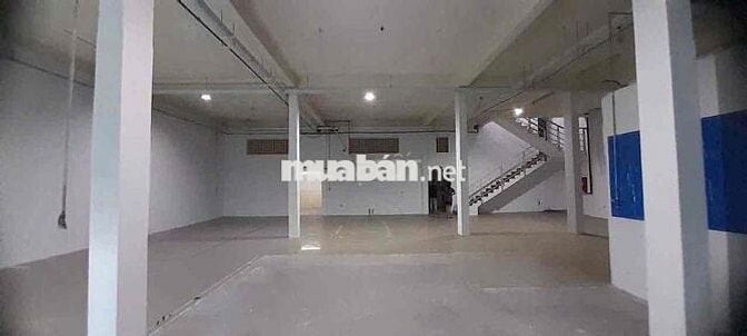 CHO THUÊ KHO XƯỞNG XE CON RA VÀO DỄ DÀNG- TÂN THỚI NHẤT